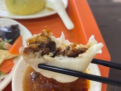 梅干菜猪肉包子-庆丰包子铺(房山长阳店)