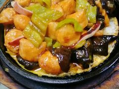 -老东镇啤酒屋海鲜加工·蒸汽海鲜·海鲜烧烤(台东店)