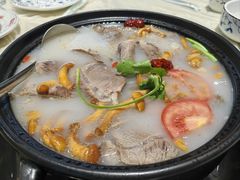 -九寨沟特色牦牛肉汤锅