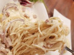 -玛格萝妮比萨屋(陆家浜路店)