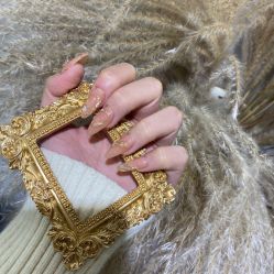 -晨·艺美甲美睫