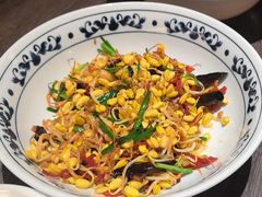 -江间有味·拼烧·鱼鲜·粤式靓汤(汉口江滩店)