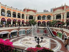 -佛罗伦萨小镇广佛名品奥特莱斯(疏港路店)