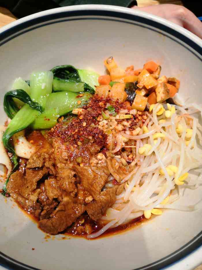 零贰玖油泼面(七宝万科店)-"男朋友要走了,来这边一起吃个午饭～正好