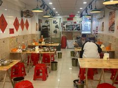 -柳州肥姨妈大骨螺蛳粉(东靖路店)