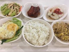 -浦东图书馆读者餐厅