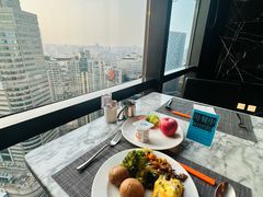 -上海龙之梦万丽酒店