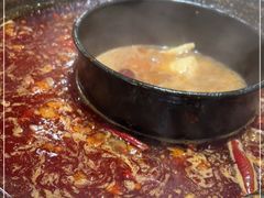 -扎起市井老火锅(乐山总店)