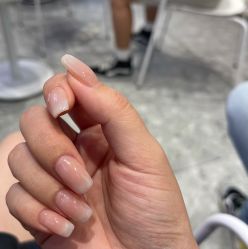 -悦己美甲美睫
