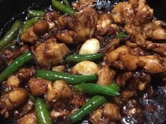 酱爆石锅蛙-绿茶餐厅(王府井永宁门店)