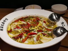老坛子酸菜鱼-新太二·鲜料川菜(晶耀前滩店)