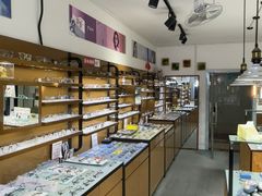 -罗伯特眼镜·蔡司官方授权(罗湖国贸店)