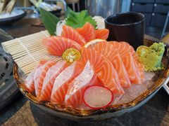 三文鱼刺身-日进一片海.生腌海鲜火锅.宵夜烧烤(三里屯总店)