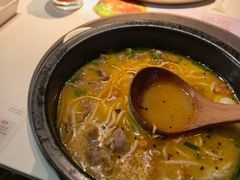 -妈妈故事米线(市府恒隆店)
