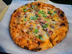 牛肋排披萨-Mercato莫卡多露台餐厅与酒吧(K11店)