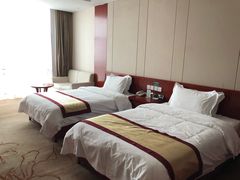 -兴芮温泉度假区