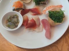 -怡咖啡海鲜自助餐厅(浦东香格里拉店)