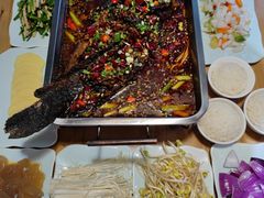 -自贡盐帮菜·玩辣餐厅(樱花园西街店)