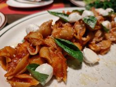 意大利番茄意面配奶酪球-ZAFFERANO西班牙海鲜饭(上海首店)