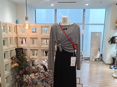 -眷顾自助服装工作室(中南金石国际广场A座店)