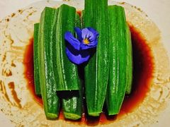 捞汁头茬秋葵-彩虹之约•淮扬家宴(亚运村店)