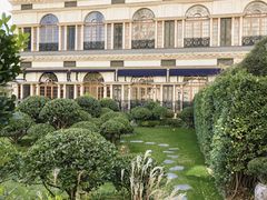 -伯衡55·吉品轩(乌鲁木齐南路店)