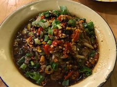 -拈签一笑黄牛肉辣卤串串