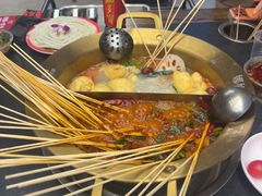-娜姐鲜牛肉串串火锅(藏龙岛店)