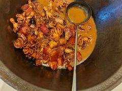 -赶海部落海鲜城(海阳路店)