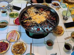 -石灰市老火锅(北滨路店)