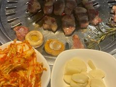 -韩聚屋韩国烤肉餐厅(新北万达店)