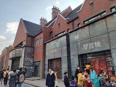 -钟书阁(松江泰晤士小镇店)