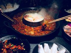 -渝涯重庆豆花老火锅(中赢国际店)