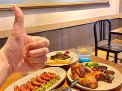 -Thanks美式餐厅(汉堡咖啡店)