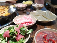 -四小区火锅·巷子里的重庆火锅(花照壁店)