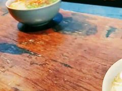 -亮亮面馆(经六路店)
