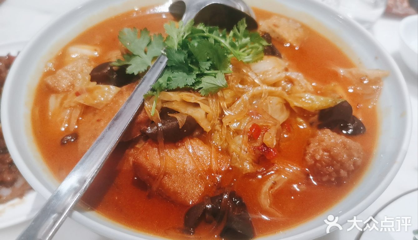 这个烩菜就是小时候吃席吃的烩菜味，超级正。