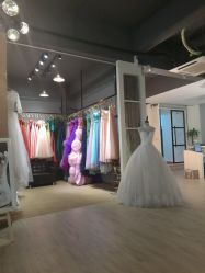 -巴黎婚纱摄影工作室