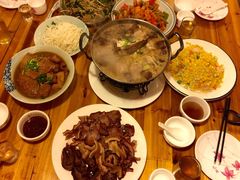 -闯关东东北农家菜(崂山石老人店)