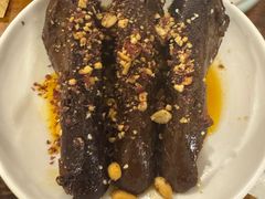 -老鼎万春卤菜(五代传承创始老店)