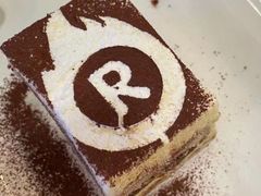 -城市大道红炉披萨烘焙坊