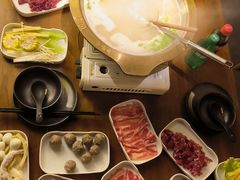 -天成·潮州牛肉脆肉鱼生蚝自助火锅