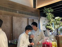 自助取餐区-Metal hands·铁手咖啡