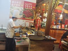-谭鸭血老火锅(七宝万科广场店)