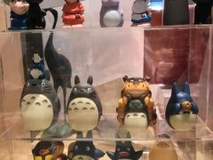 -猫的天空之城概念书店(杭州南宋御街店)