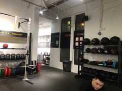 -汗水空间私教健身连锁(SM广场店)