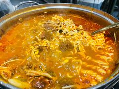 辛牛骨火锅-KCOOKING概念韩餐(世茂52+店)