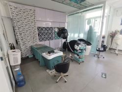 -黑奥秘脱发白发中心