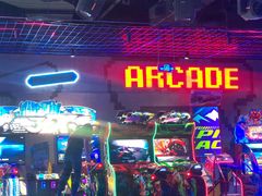 -世代星球·保龄球·镭战真人CS·团建(杨浦店)