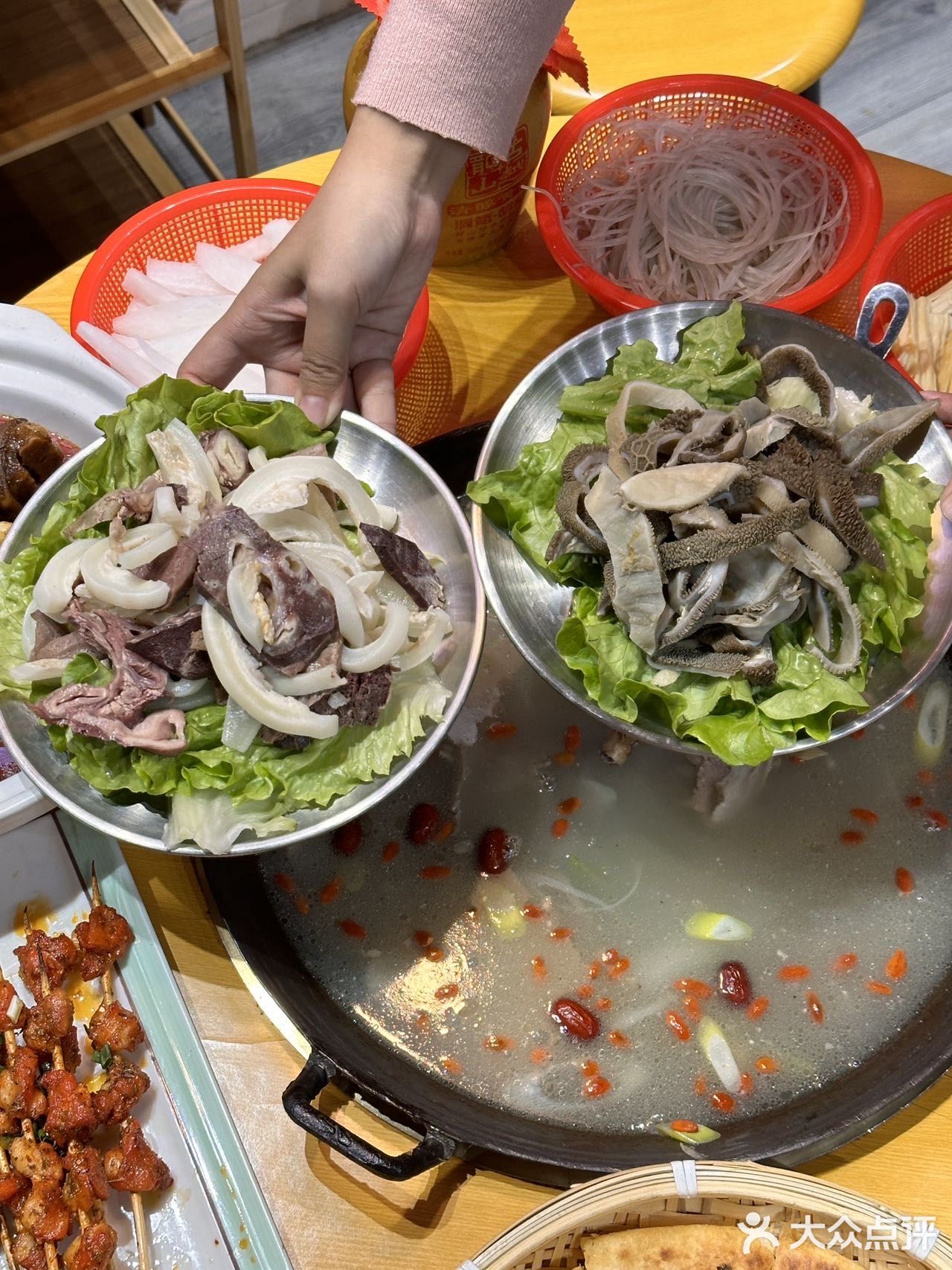 南京炭火羊肉火锅店，入秋必吃！